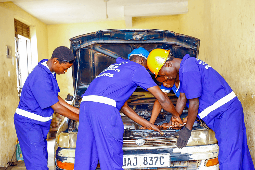 Motor Vehicle Mechanics Students Demonstrate Technical Skills During DIT Inspection